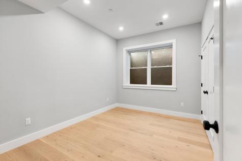 113 Beacon Street Somerville MA 02143