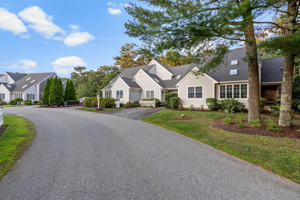 78 Gold Leaf Lane Mashpee MA 02649