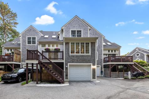 78 Gold Leaf Lane Mashpee MA 02649