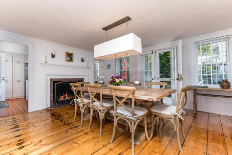 54 Commercial Street MA 02657