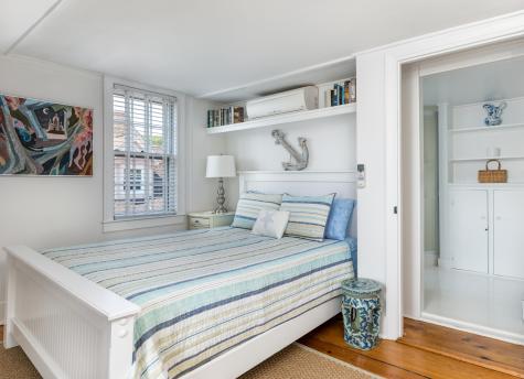 54 Commercial Street MA 02657