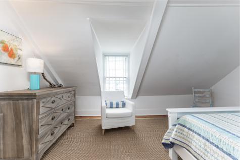54 Commercial Street MA 02657