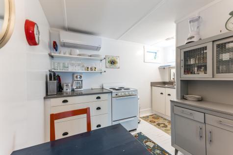 54 Commercial Street MA 02657