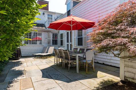 54 Commercial Street MA 02657