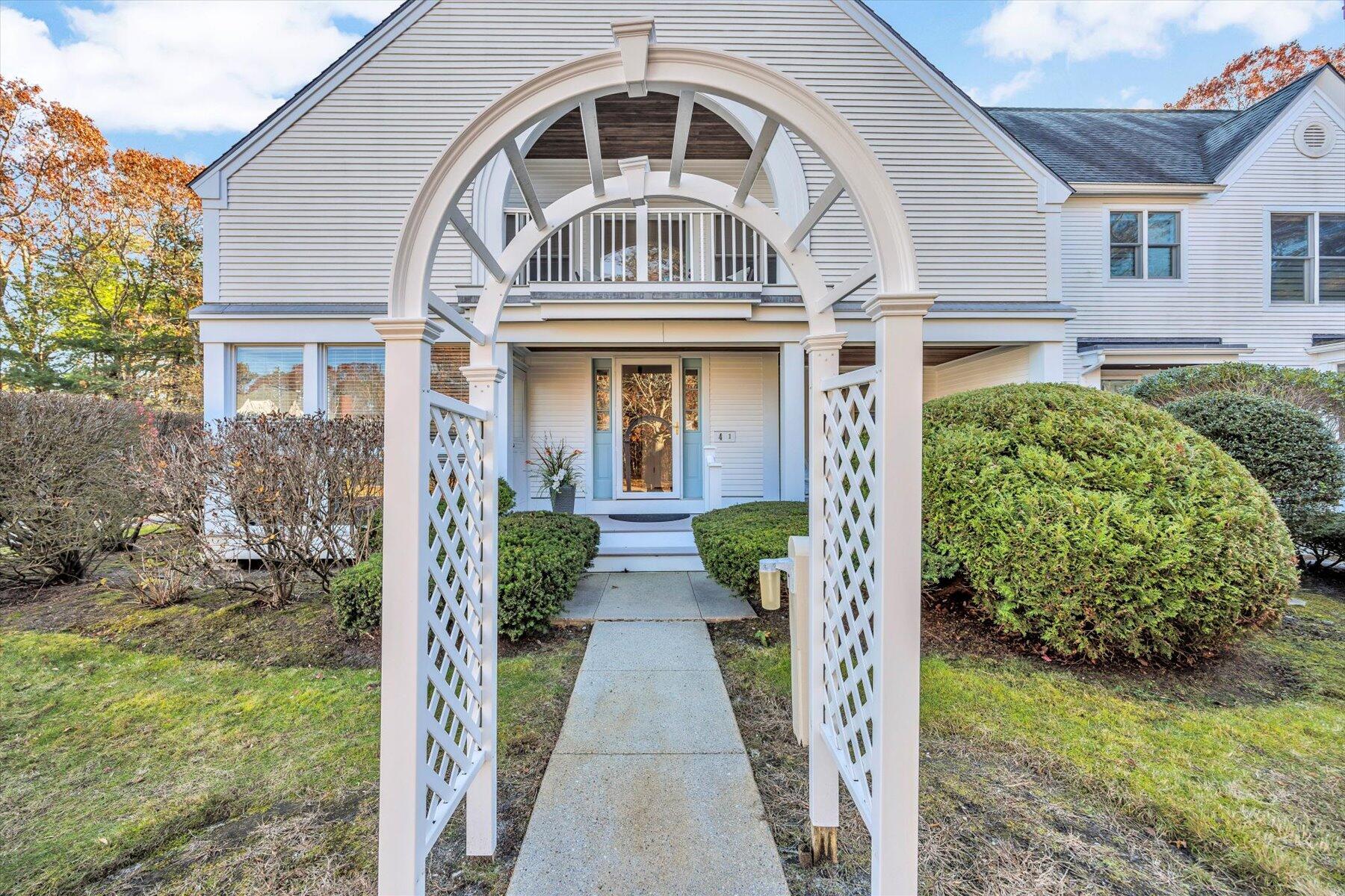 4 Bob White Mashpee MA 02649