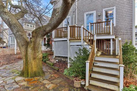 18 Hensche Lane Provincetown MA 02657