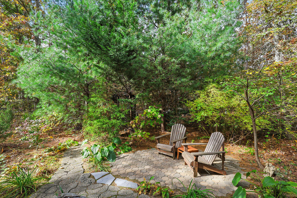 35 Ashumet Road Mashpee MA 02649