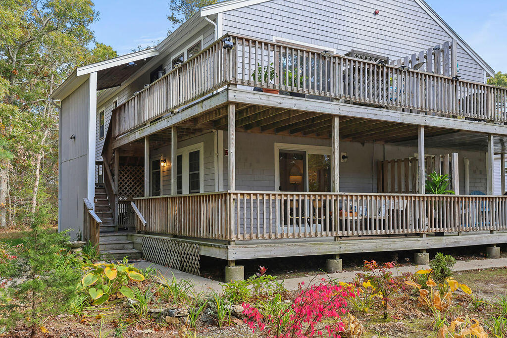 35 Ashumet Road Mashpee MA 02649