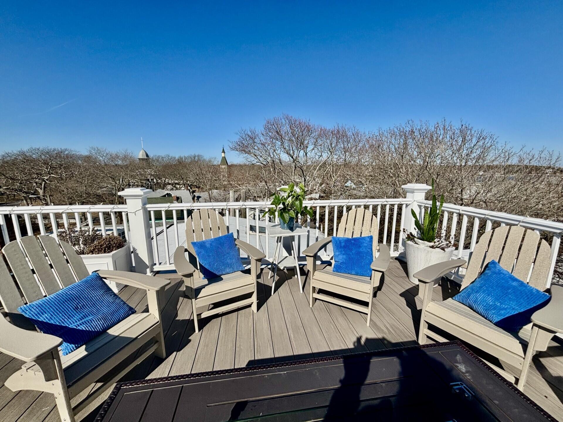37 Circuit Avenue Oak Bluffs MA 02557