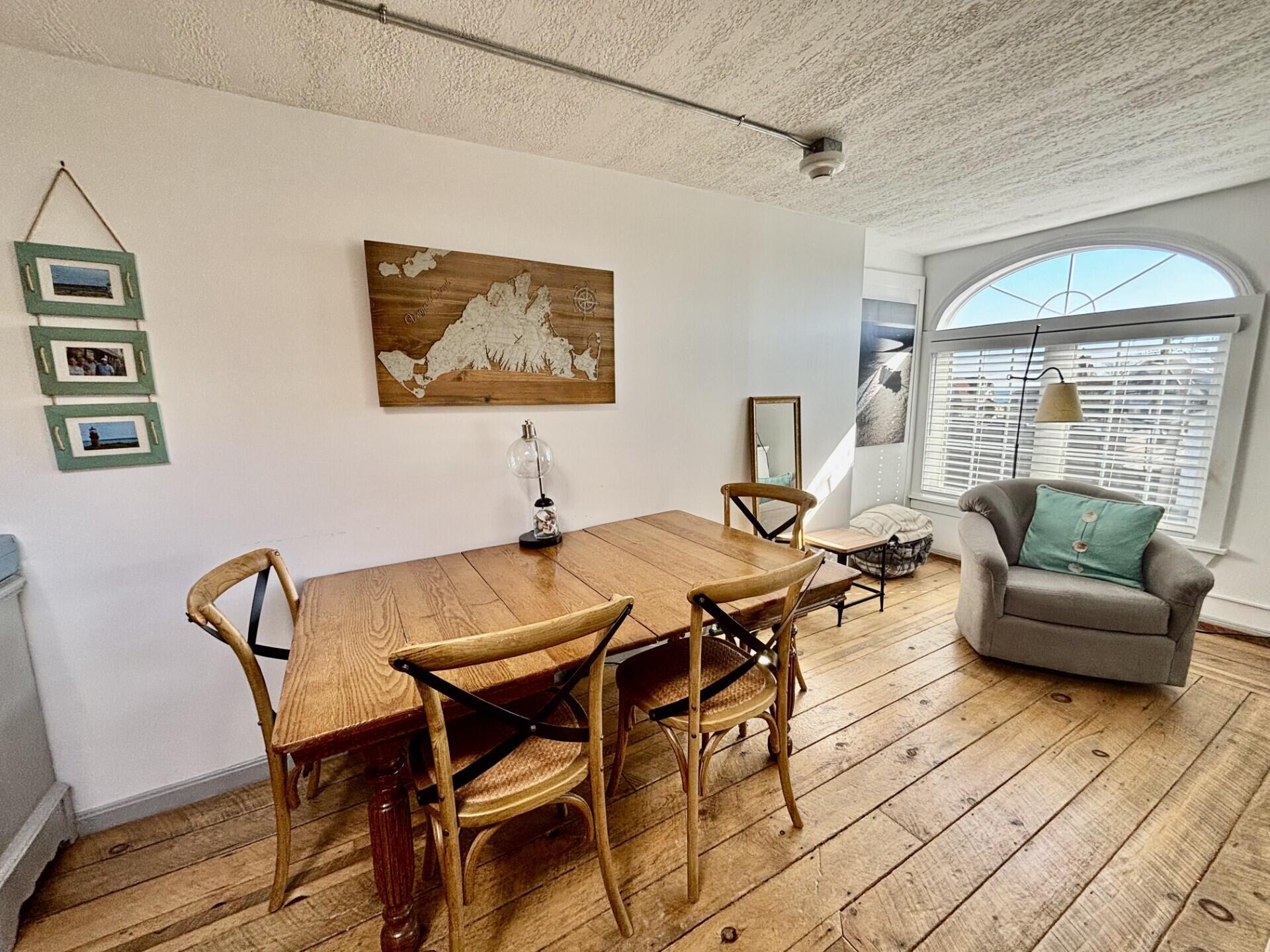 37 Circuit Avenue Oak Bluffs MA 02557