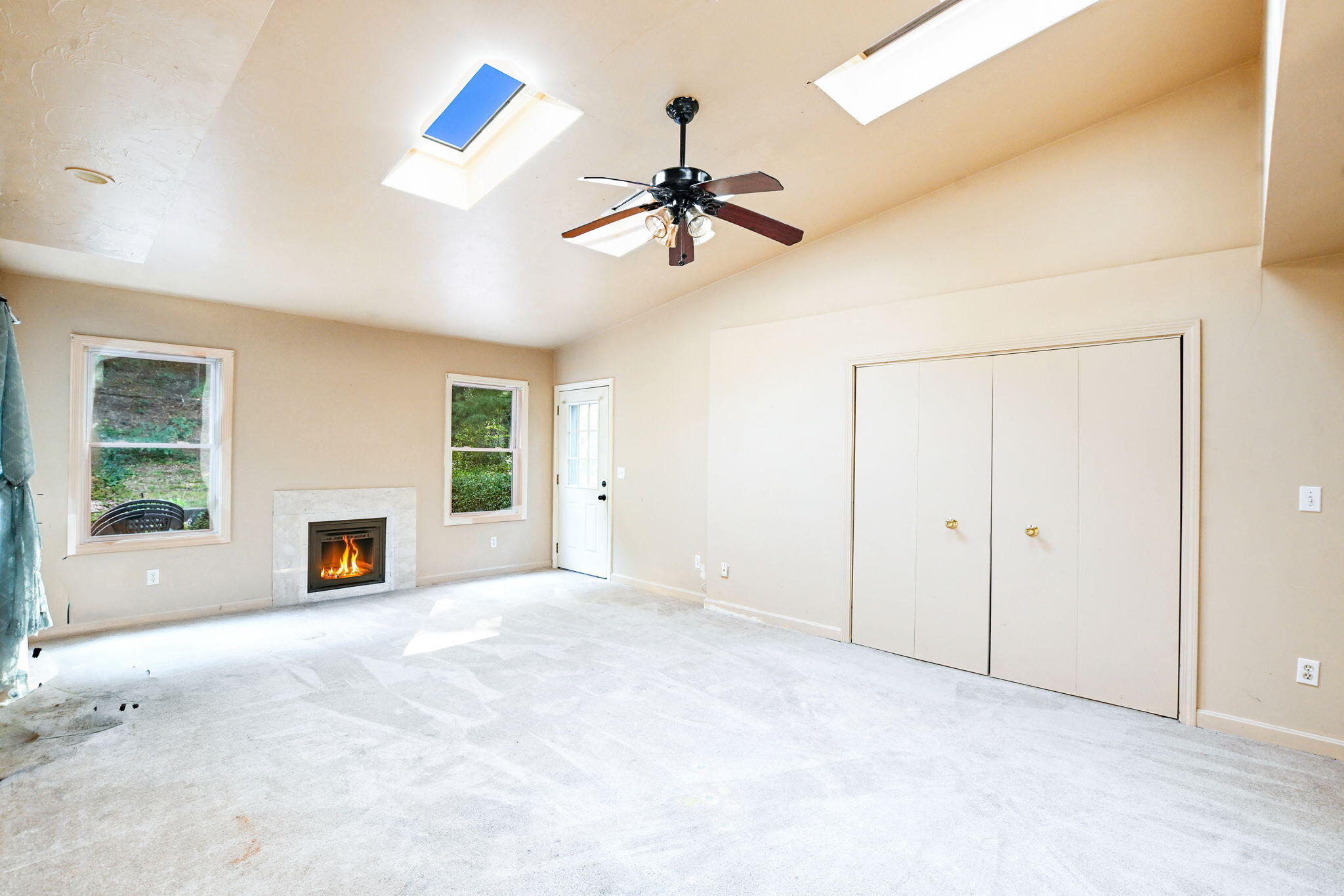 29 Surrey Lane Bourne MA 02532