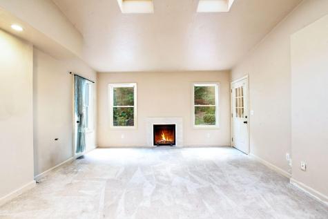 29 Surrey Lane Bourne MA 02532