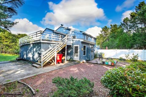 29 Surrey Lane Bourne MA 02532