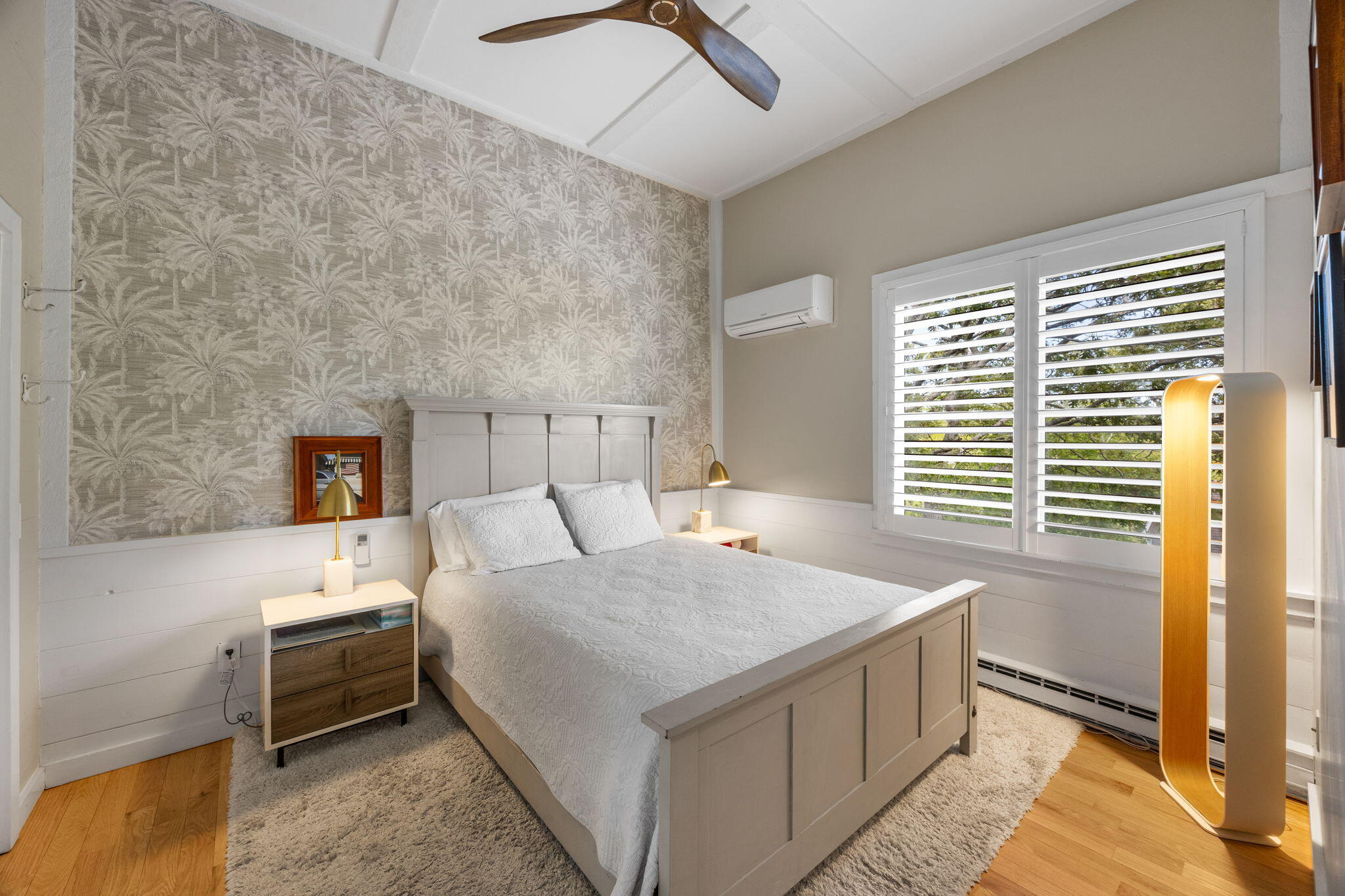 208 Bradford Street Provincetown MA 02657