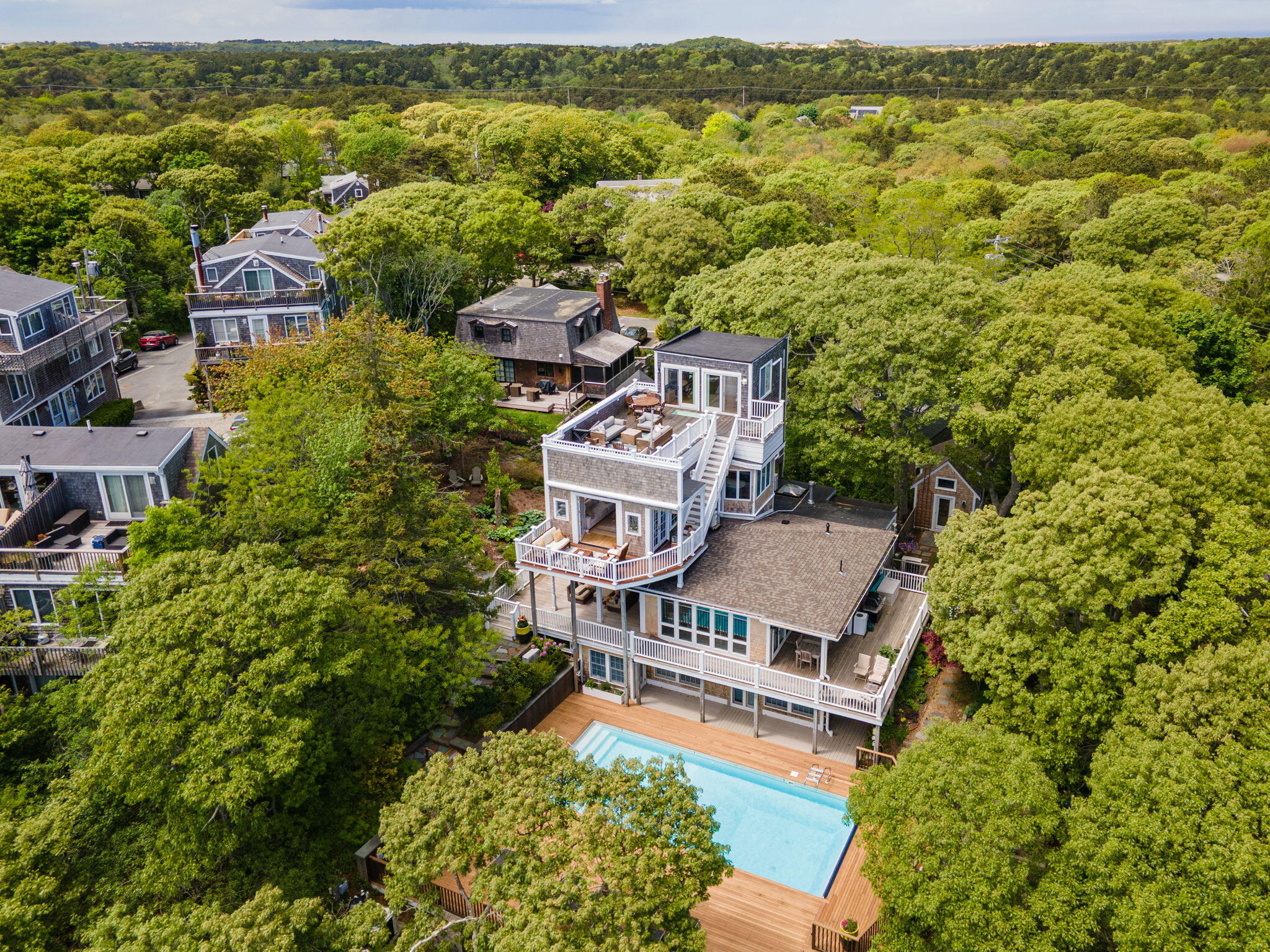 208 Bradford Street Provincetown MA 02657