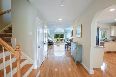 16 Amberwood Court Bourne MA 02532