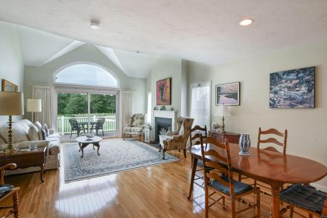 16 Amberwood Court Bourne MA 02532