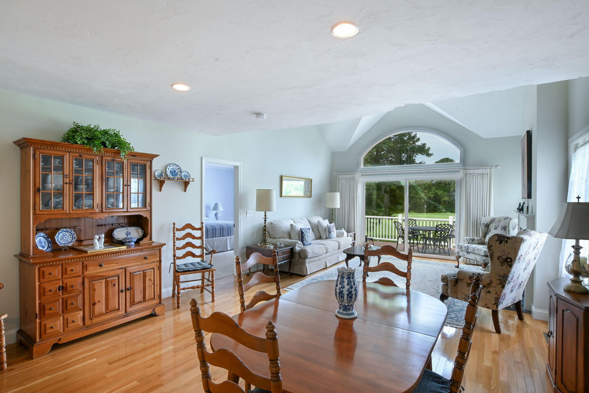 16 Amberwood Court Bourne MA 02532