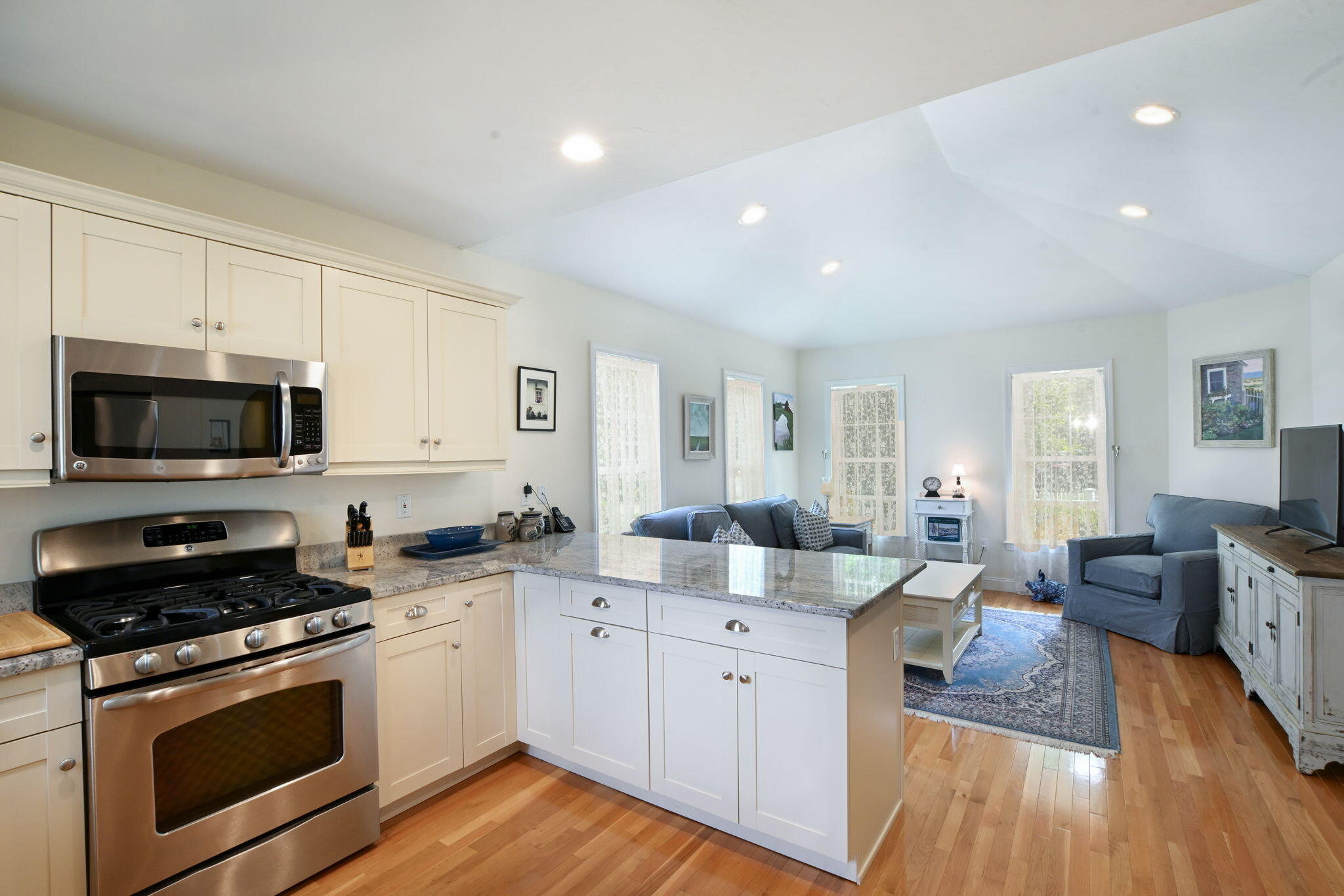 16 Amberwood Court Bourne MA 02532
