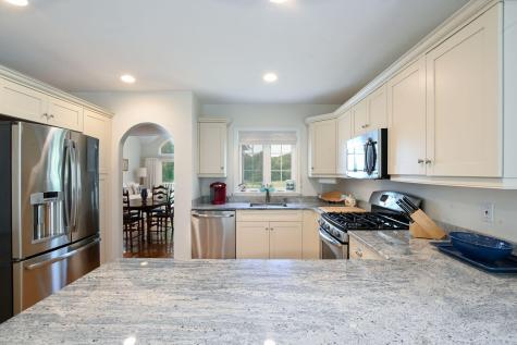 16 Amberwood Court Bourne MA 02532