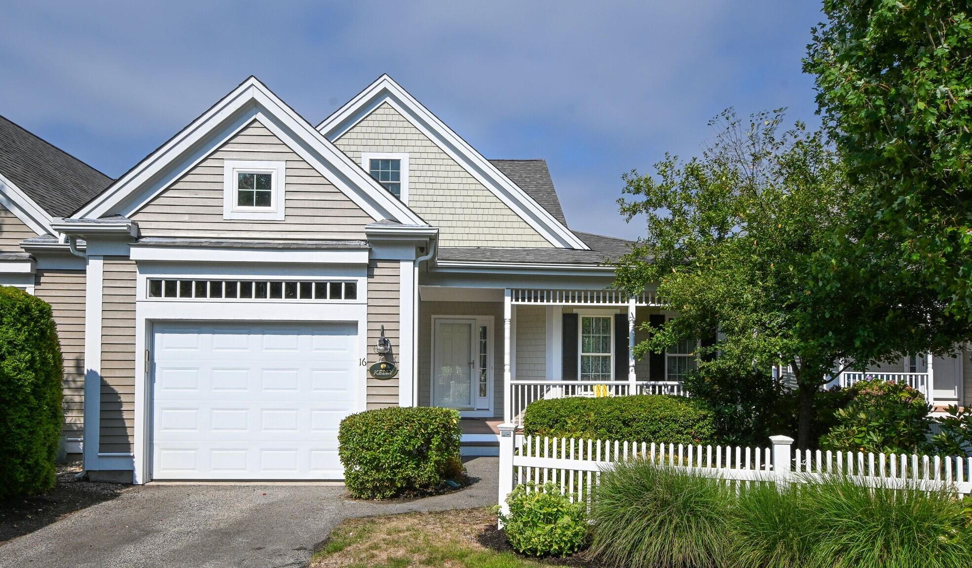 16 Amberwood Court Bourne MA 02532