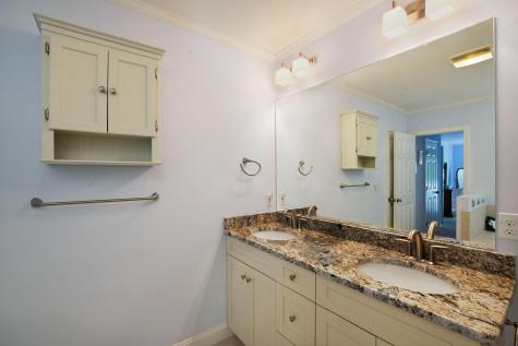 16 Amberwood Court Bourne MA 02532