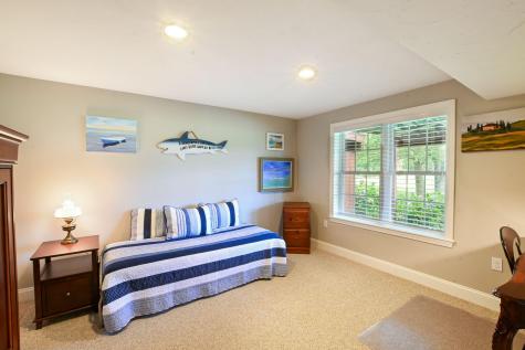 16 Amberwood Court Bourne MA 02532