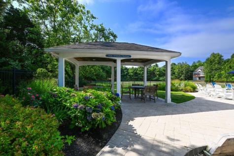 16 Amberwood Court Bourne MA 02532