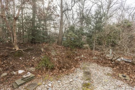 12 Woodrise Road Falmouth MA 02540