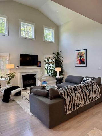 32 Starboard Drive Wareham MA 02532