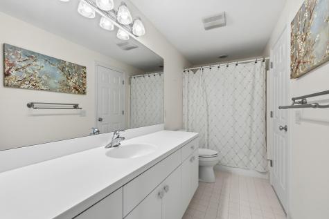 29 Boxwood Circle Yarmouth MA 02675