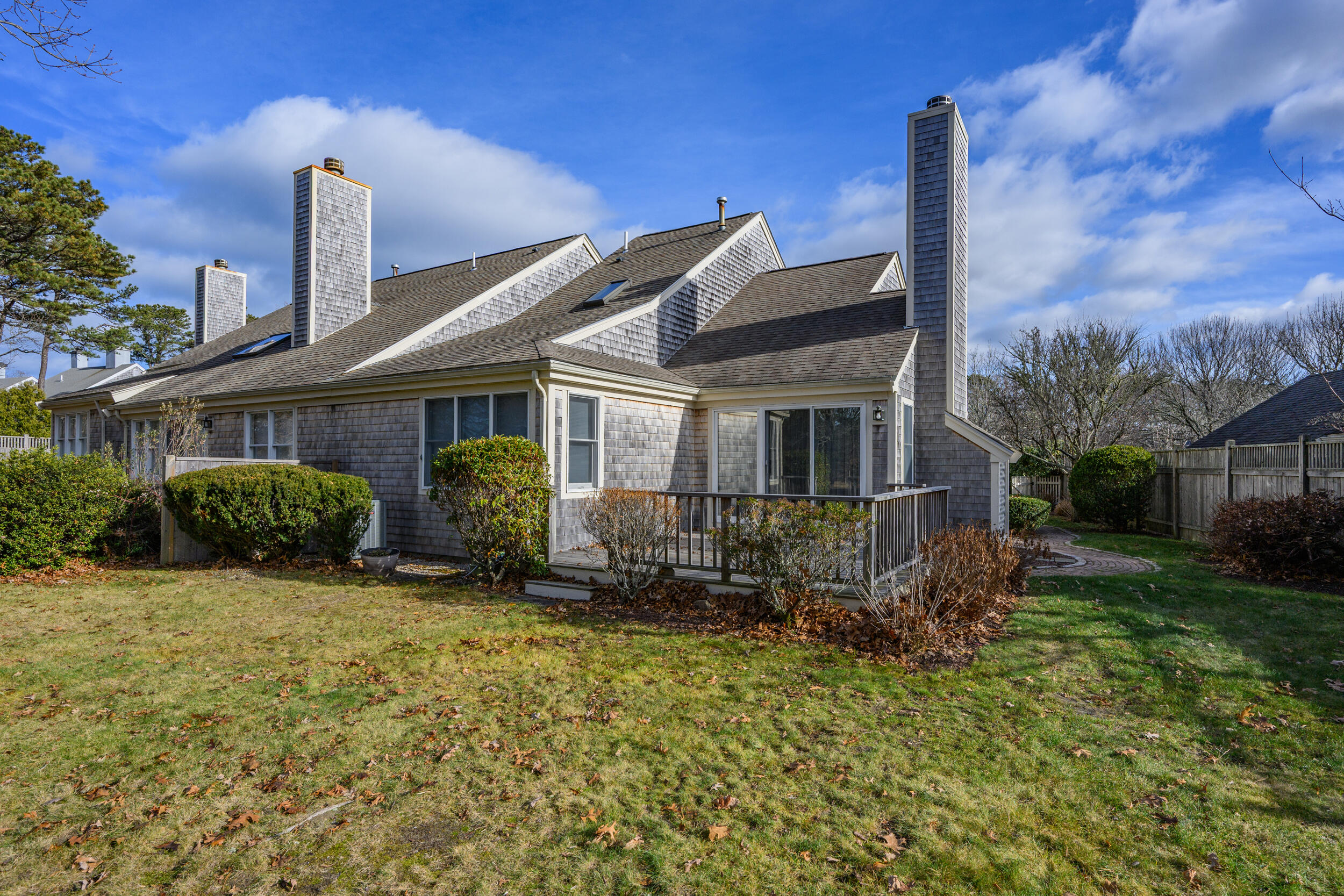 29 Boxwood Circle Yarmouth MA 02675