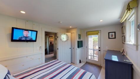 5 Browne Street MA 02657