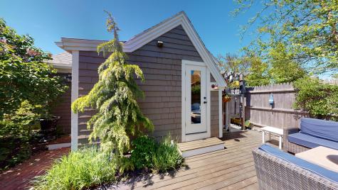 5 Browne Street MA 02657