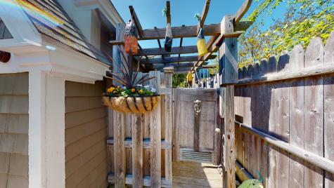 5 Browne Street MA 02657