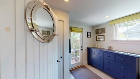 5 Browne Street MA 02657