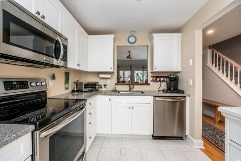 42 Oak Glen Village Yarmouth MA 02675