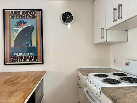 208 Bradford Street Provincetown MA 02657