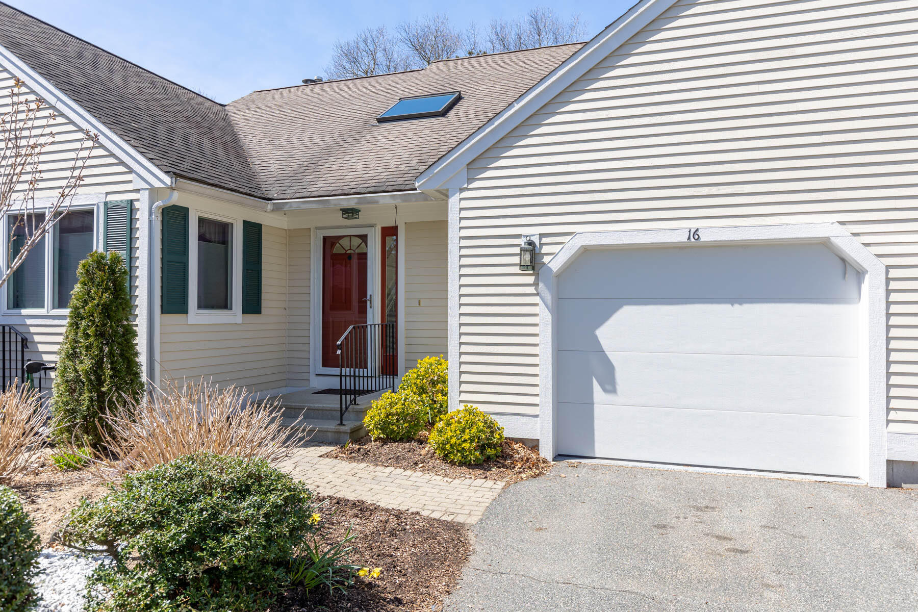 16 Executive Drive Mashpee MA 02649