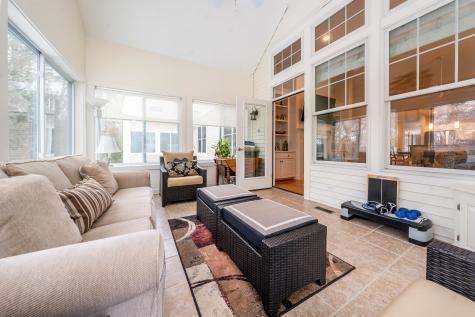 17 Twin Oaks Drive Mashpee MA 02649