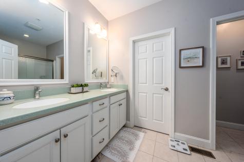 17 Twin Oaks Drive Mashpee MA 02649