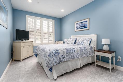 17 Twin Oaks Drive Mashpee MA 02649