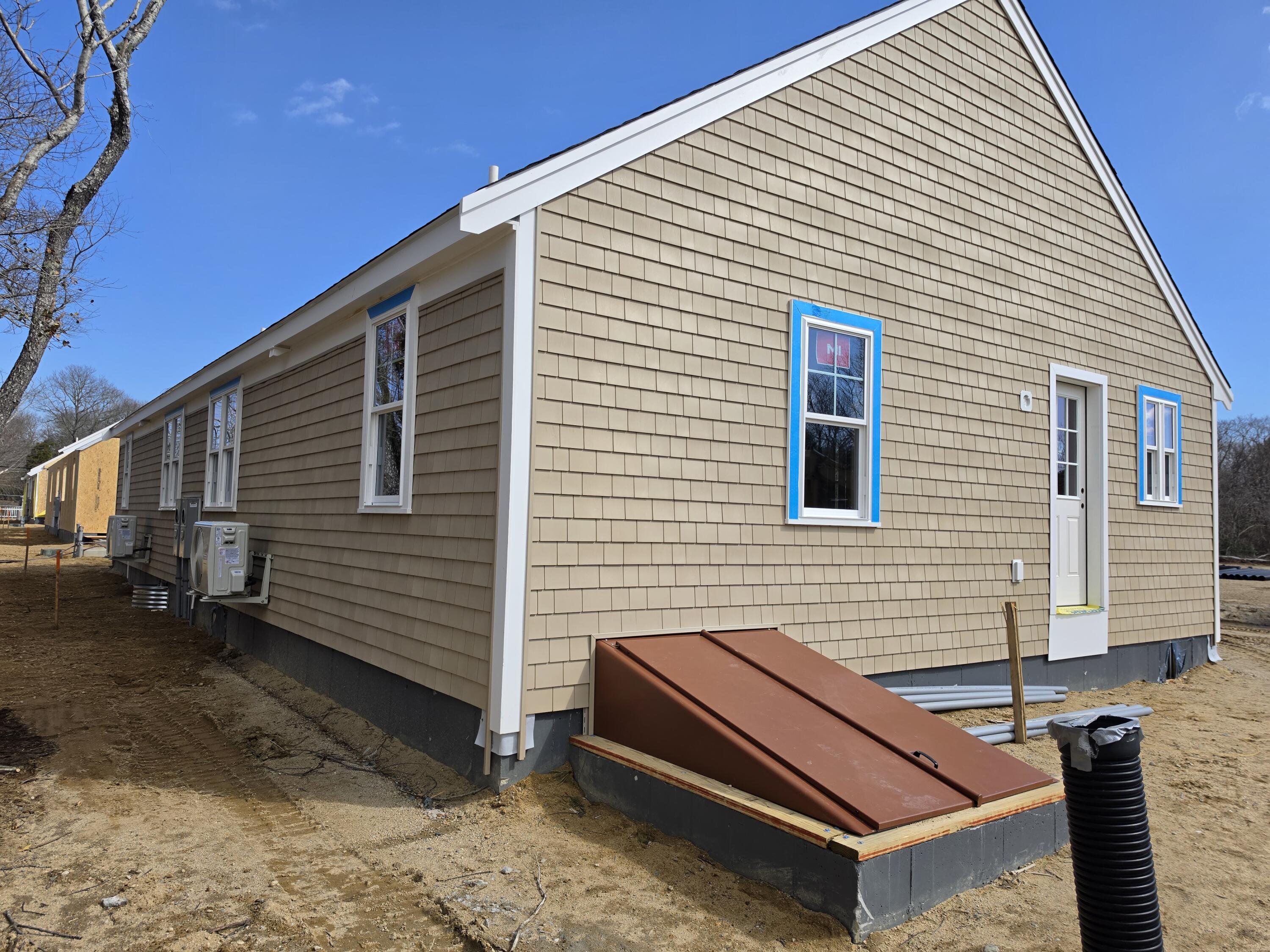 87 Acapesket Road East Falmouth MA 02536