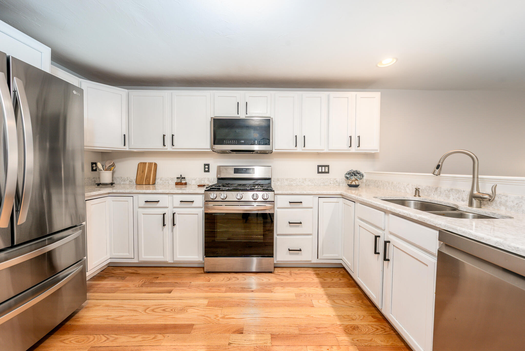 3 Longwood Road, Mashpee MA — view 3