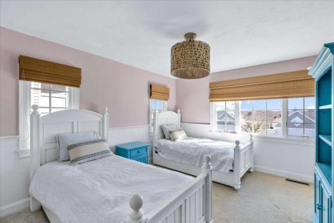 66 Sea View Lane Mashpee MA 02649