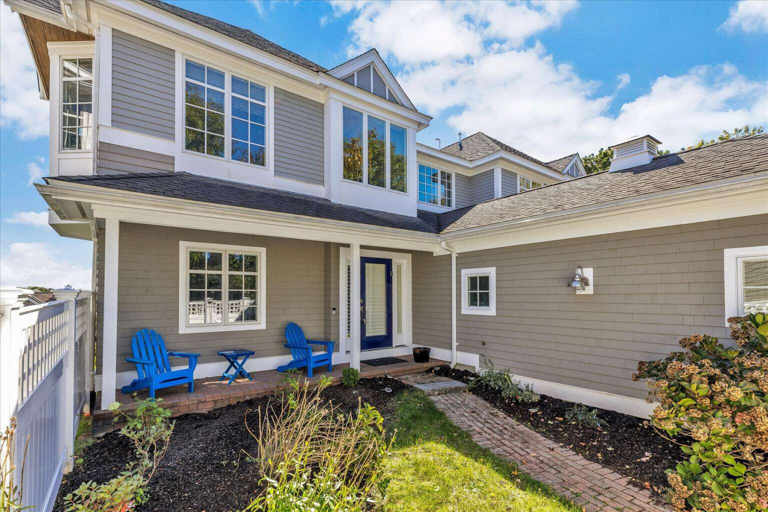 66 Sea View Lane Mashpee MA 02649