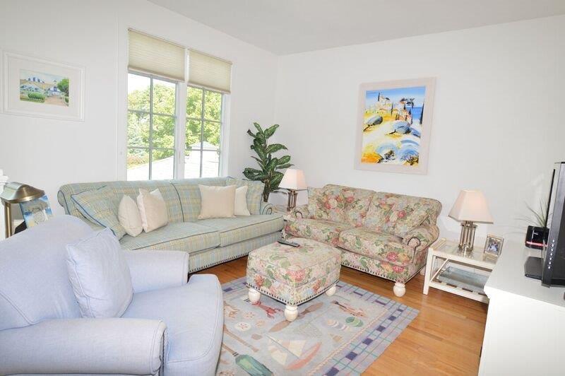 68 Sea View Lane Mashpee MA 02649