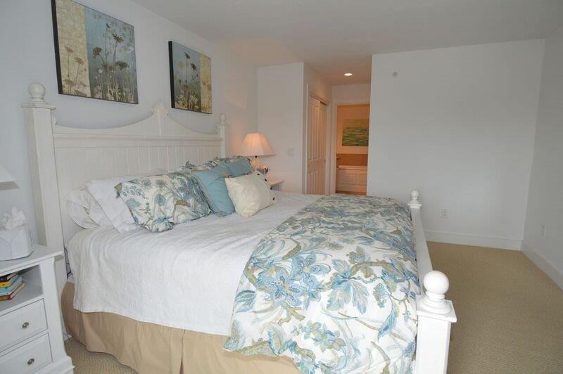 68 Sea View Lane Mashpee MA 02649