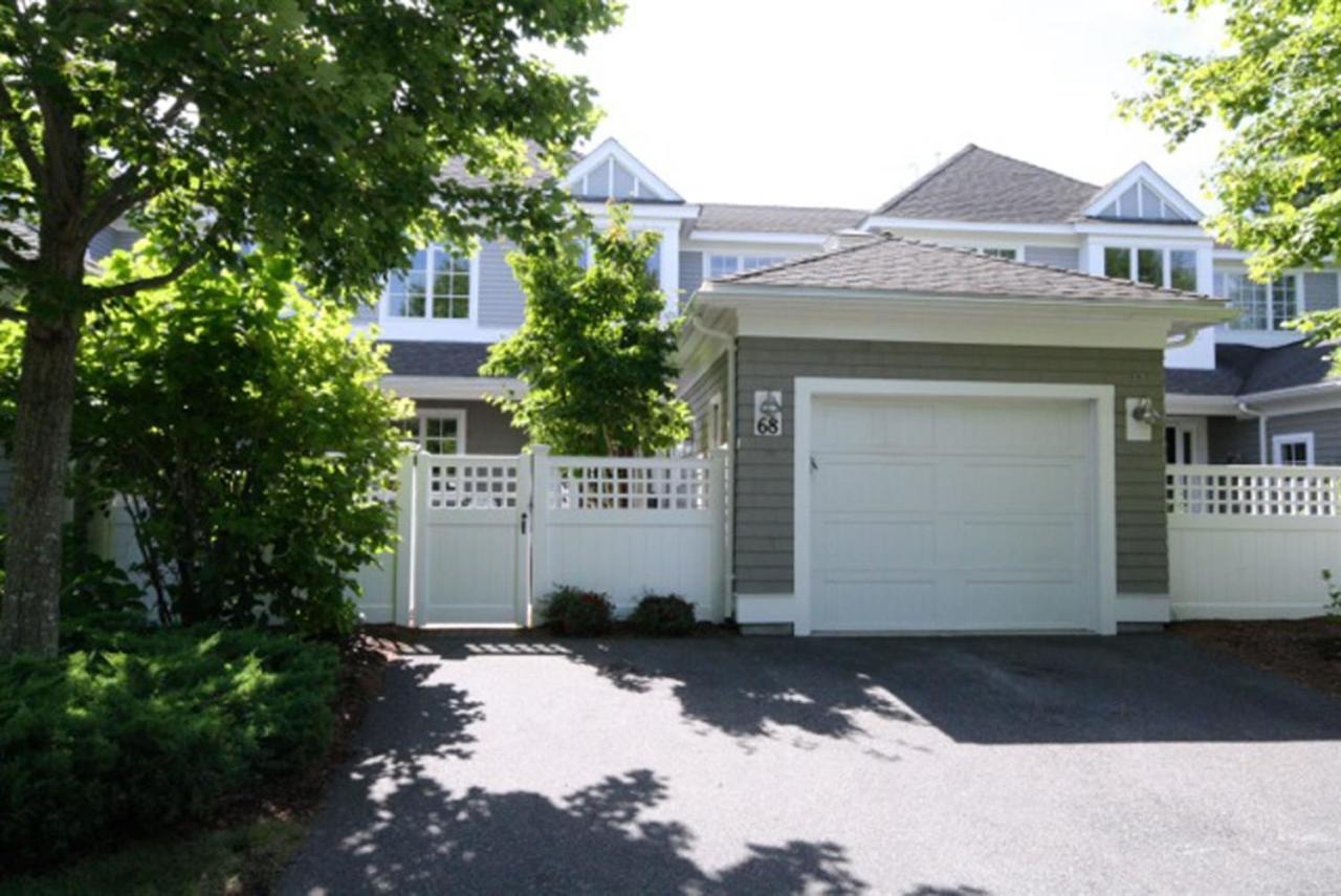 68 Sea View Lane Mashpee MA 02649