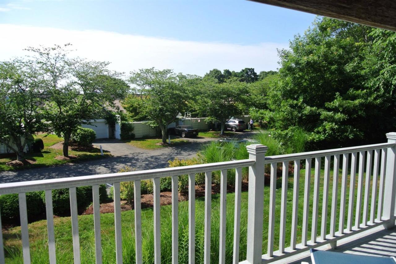 68 Sea View Lane Mashpee MA 02649